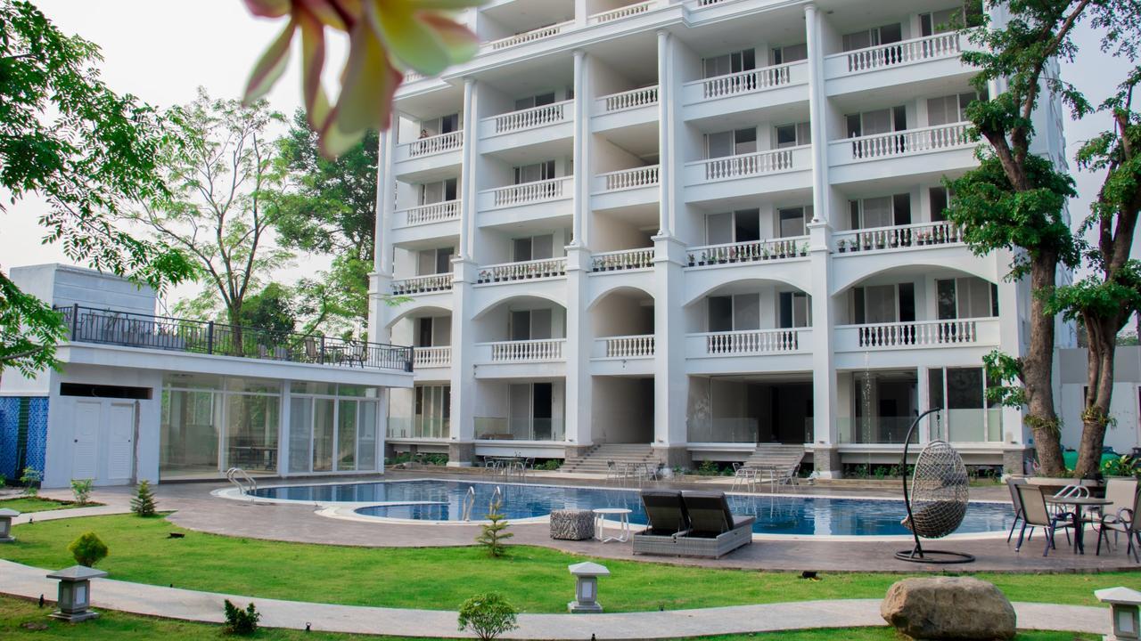 The Park Vientiane Lägenhet Ban Nongdouang Exteriör bild